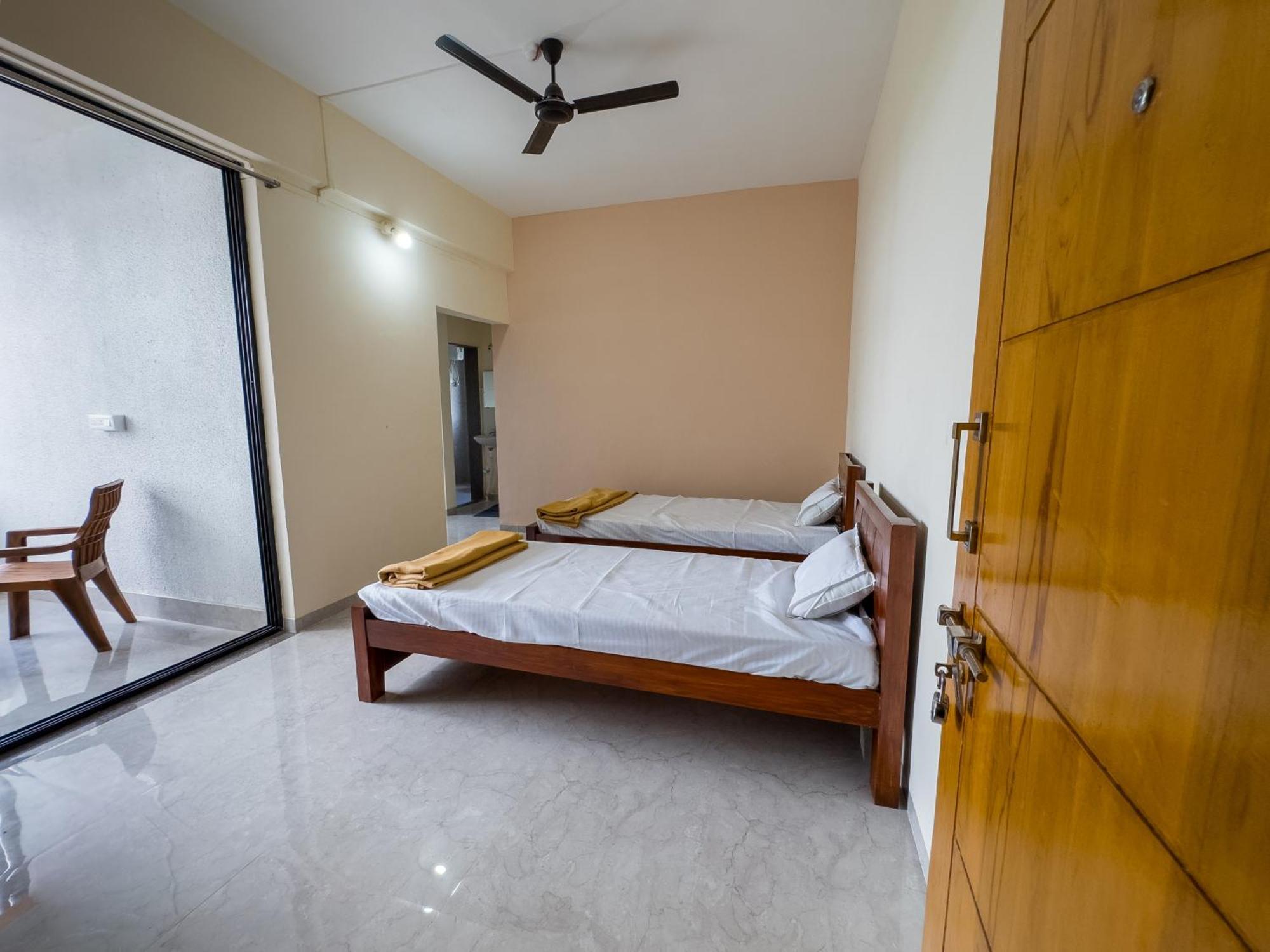 Akalkot Punekar Bhavan מראה חיצוני תמונה